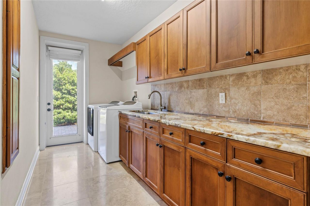 1811 Brackenhurst Place, Lake Mary, FL 32746 Photo