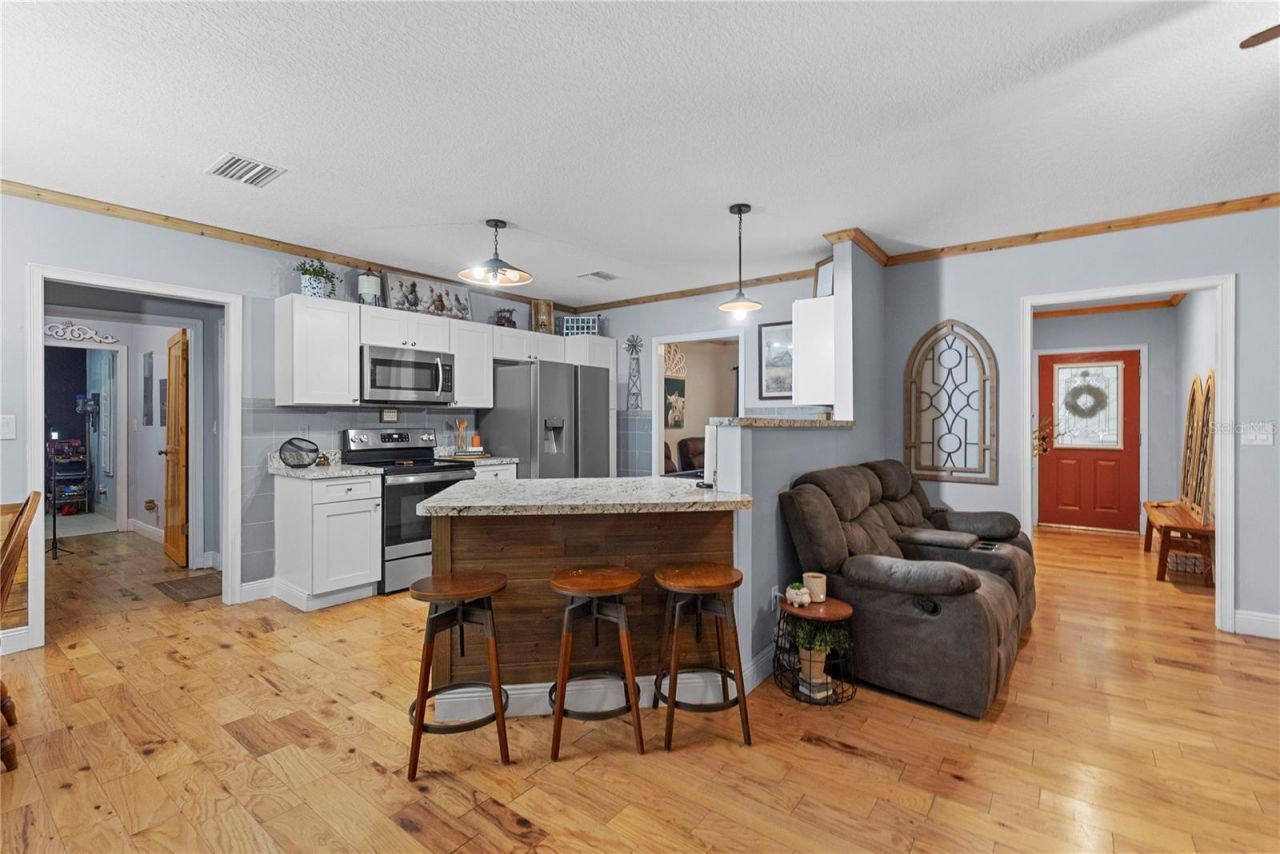 443 N High Street , Lake Helen, FL 32744 Photo