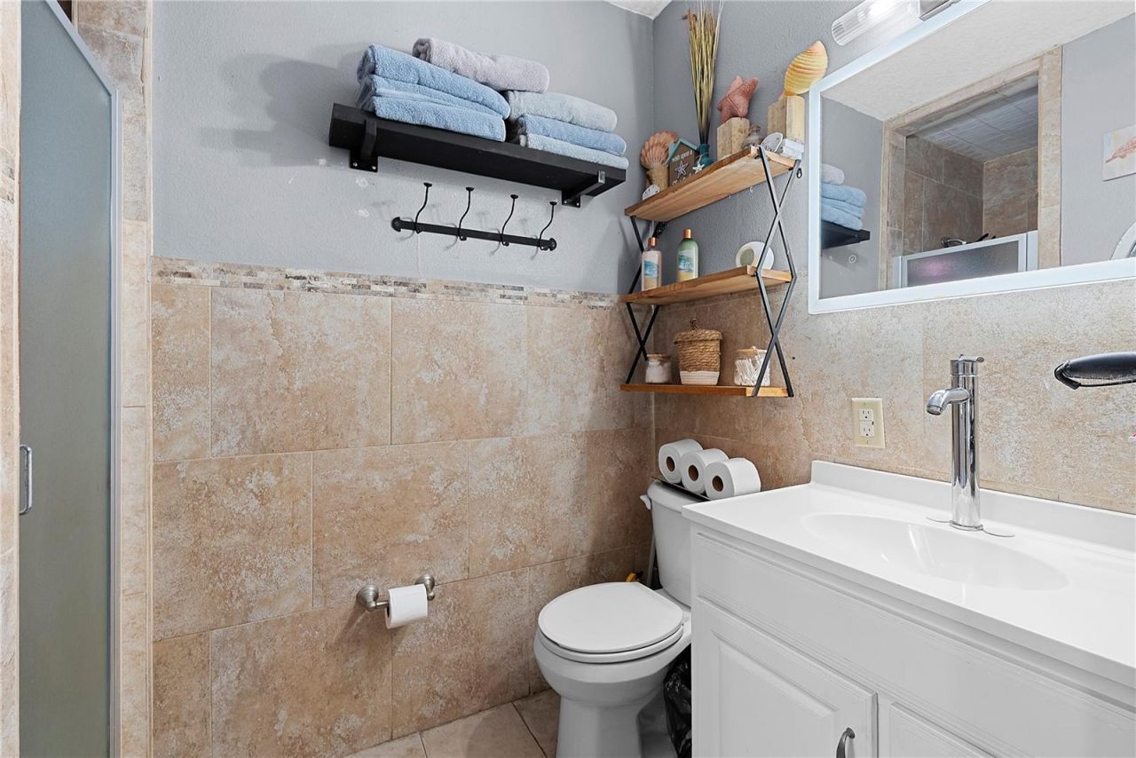 443 N High Street , Lake Helen, FL 32744 Photo