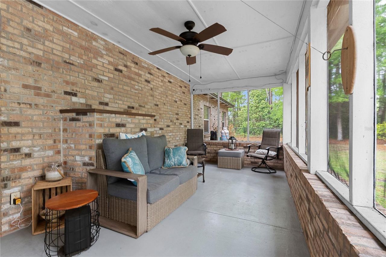 443 N High Street , Lake Helen, FL 32744 Photo