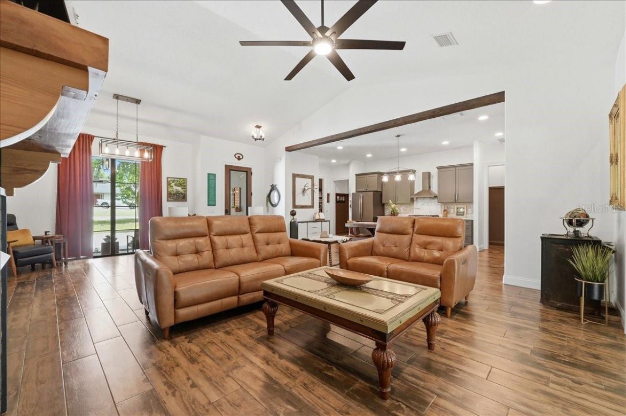 6422 Forestwood Drive W, Lakeland, FL 33811 Photo