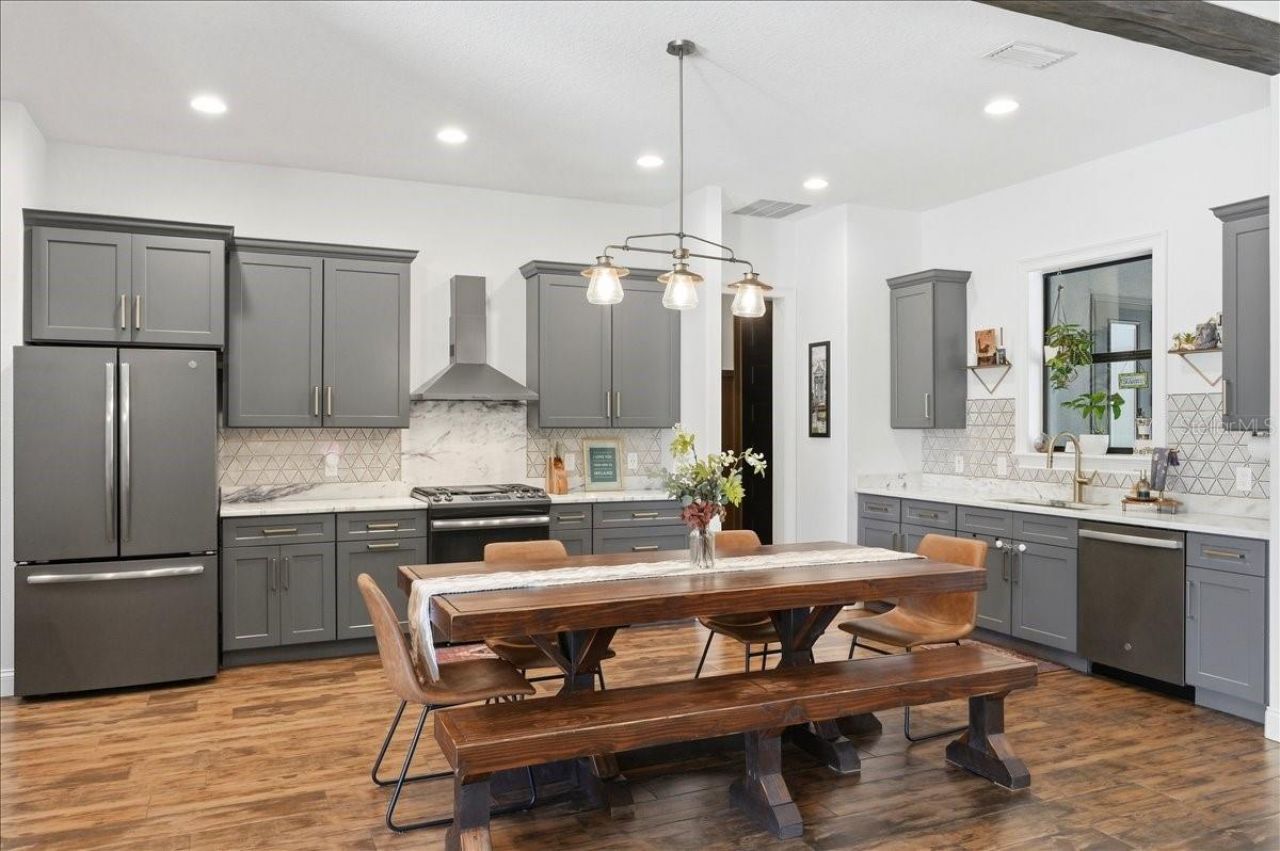 6422 Forestwood Drive W, Lakeland, FL 33811 Photo