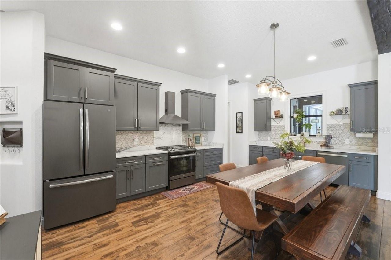 6422 Forestwood Drive W, Lakeland, FL 33811 Photo