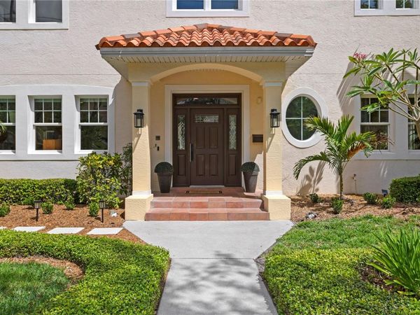 4115 W BARCELONA STREET, TAMPA, FL 33629
