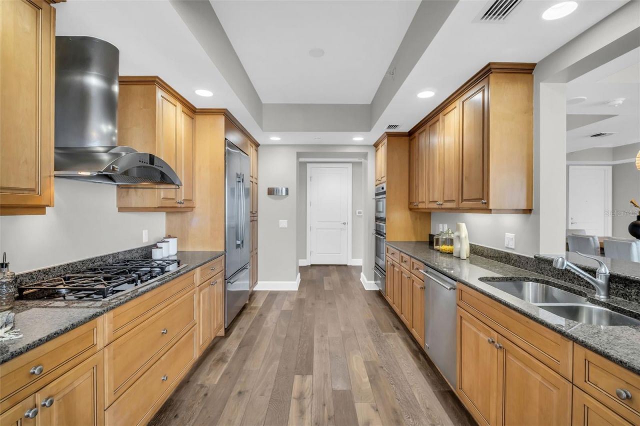 300 Beach Drive Ne, Unit 2604, Saint Petersburg, FL 33701 Photo