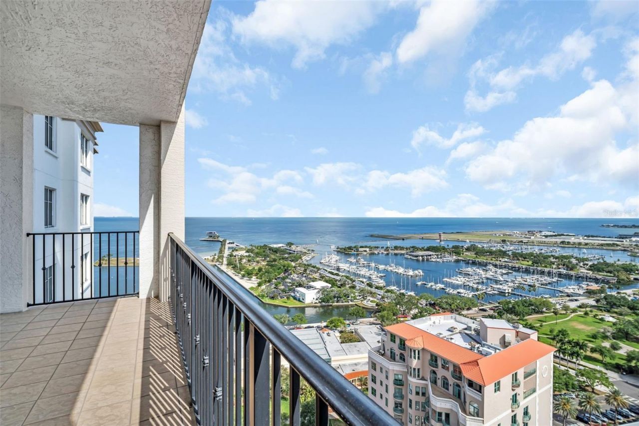 300 Beach Drive Ne, Unit 2604, Saint Petersburg, FL 33701 Photo