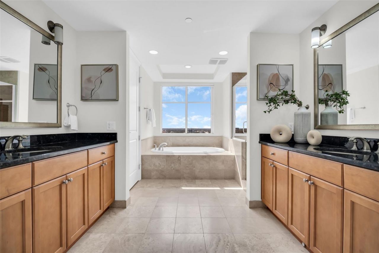 300 Beach Drive Ne, Unit 2604, Saint Petersburg, FL 33701 Photo