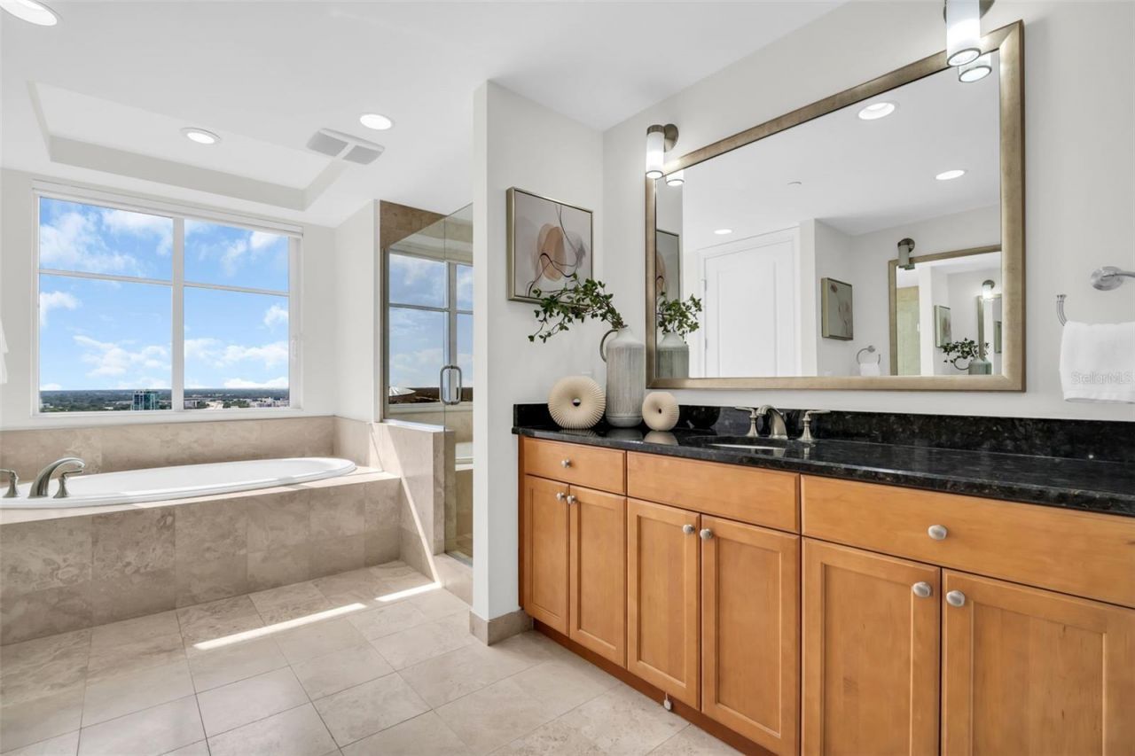 300 Beach Drive Ne, Unit 2604, Saint Petersburg, FL 33701 Photo