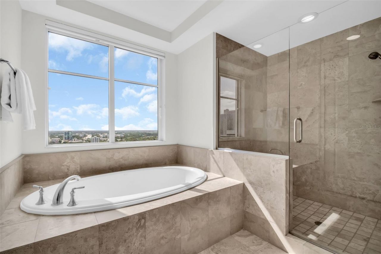 300 Beach Drive Ne, Unit 2604, Saint Petersburg, FL 33701 Photo