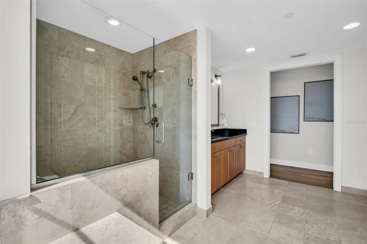 300 Beach Drive Ne, Unit 2604, Saint Petersburg, FL 33701 Photo