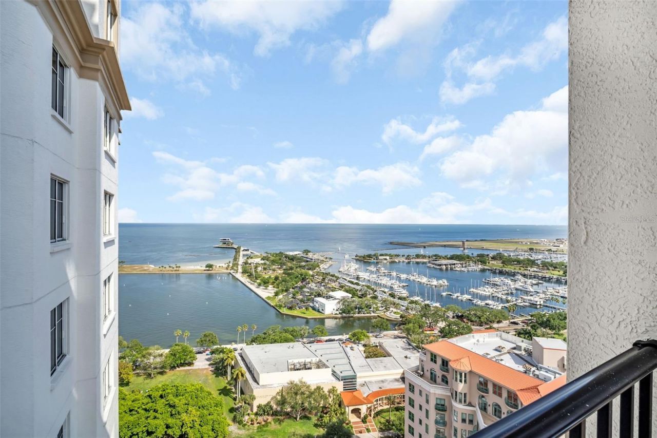 300 Beach Drive Ne, Unit 2604, Saint Petersburg, FL 33701 Photo