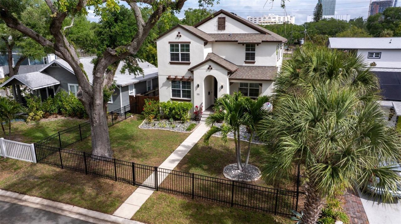 521 12th Avenue S, Saint Petersburg, FL 33701 Photo