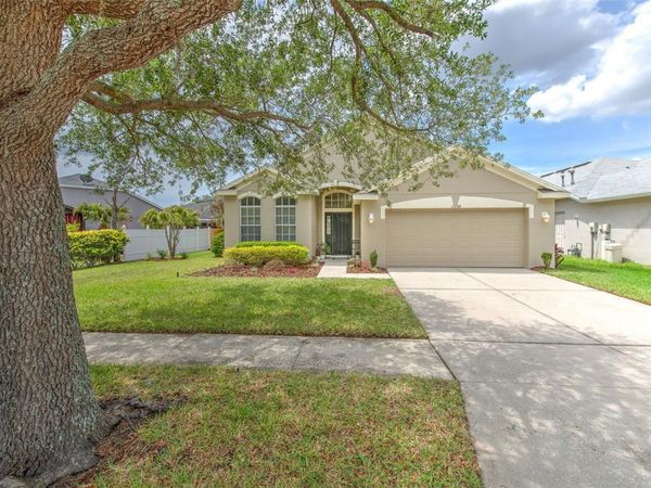 13760 OGAKOR DRIVE , RIVERVIEW, FL 33579