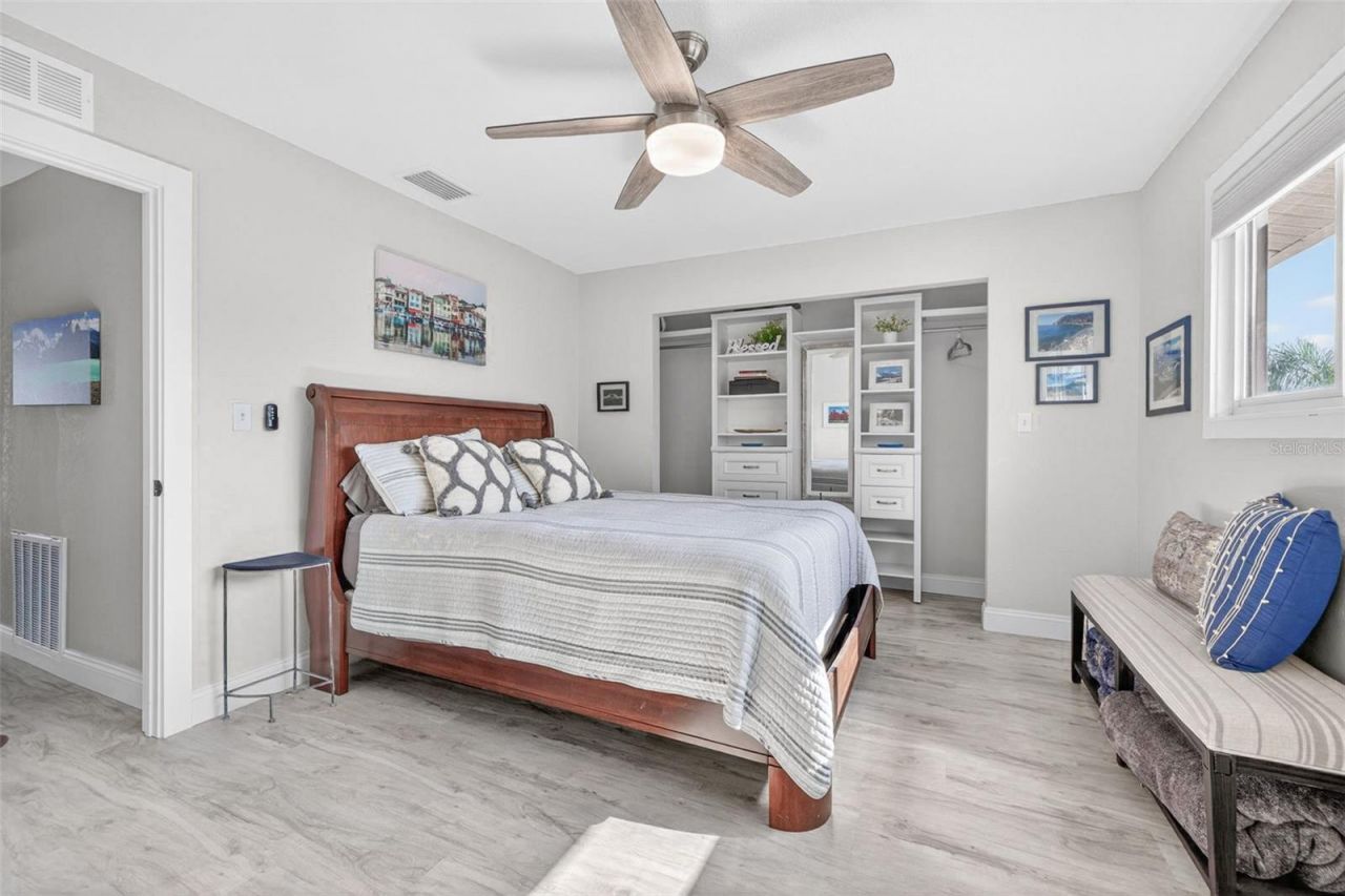 6747 Cape Hatteras Way Ne, Unit 3, Saint Petersburg, FL 33702 Photo
