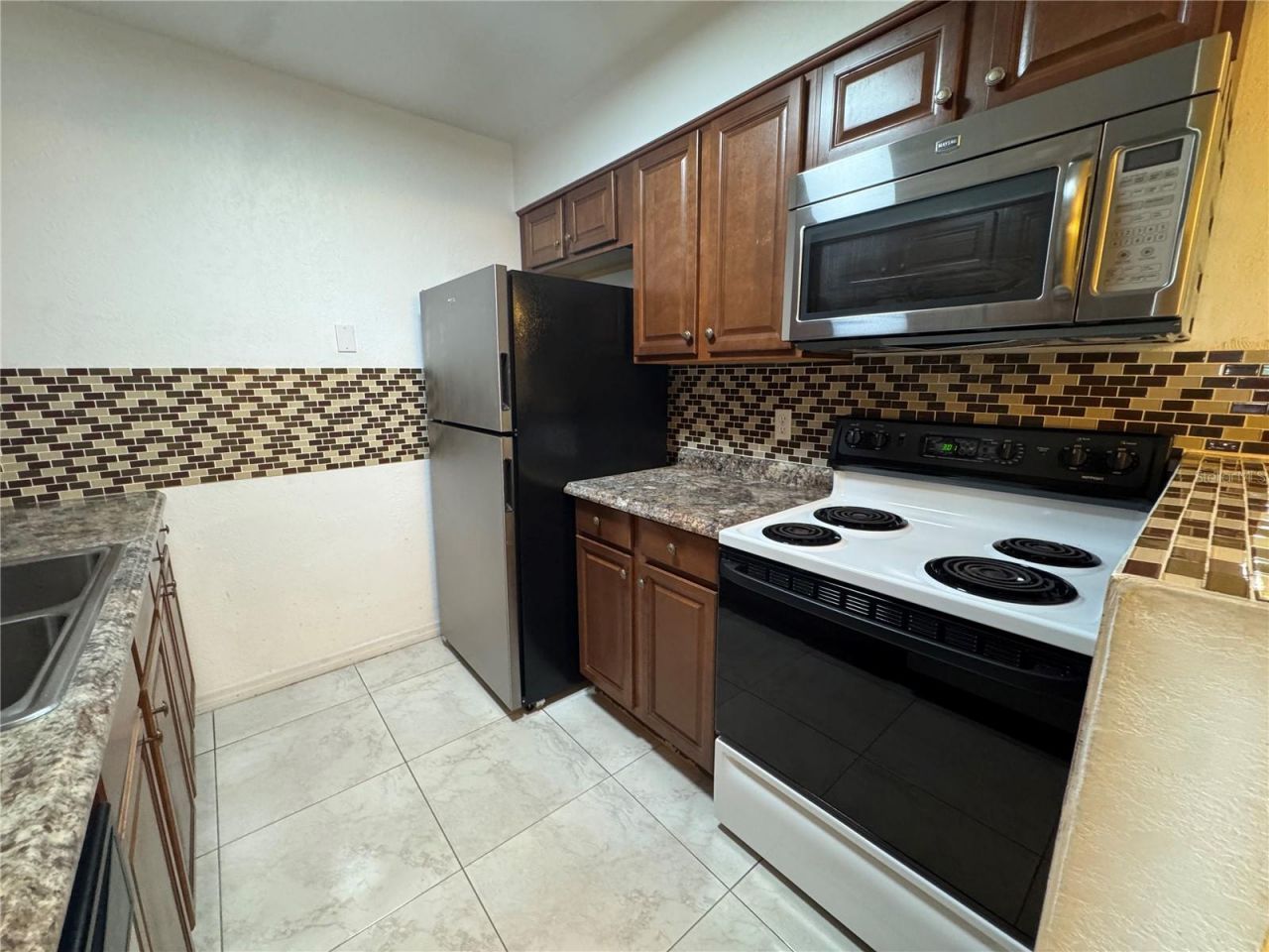 350 79th Avenue N, Unit 330, Saint Petersburg, FL 33702 Photo