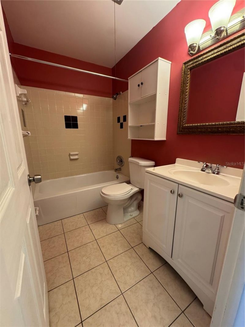 350 79th Avenue N, Unit 330, Saint Petersburg, FL 33702 Photo