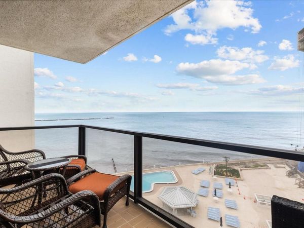 450 S GULFVIEW BOULEVARD, Unit 802, CLEARWATER BEACH, FL 33767