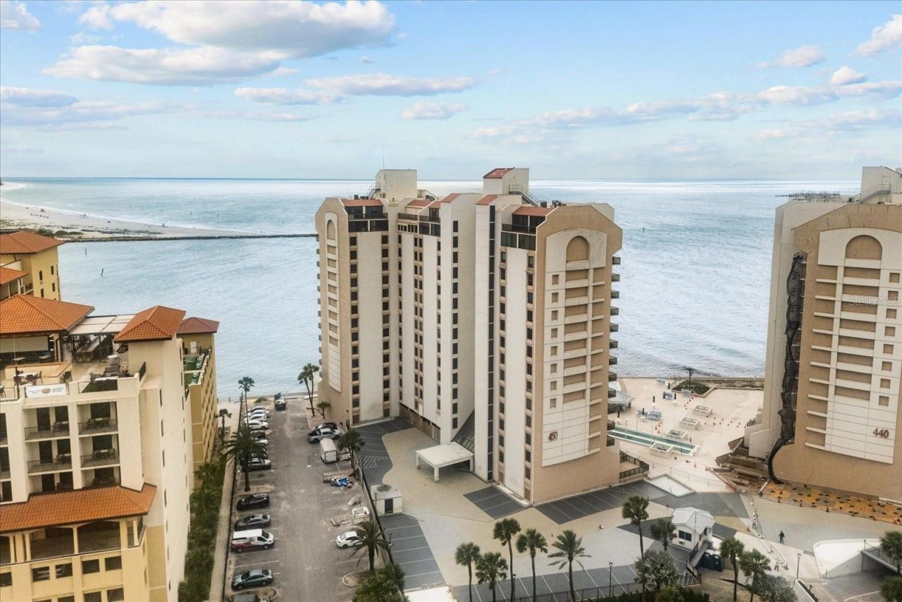 450 S Gulfview Boulevard, Unit 802, Clearwater Beach, FL 33767 Photo
