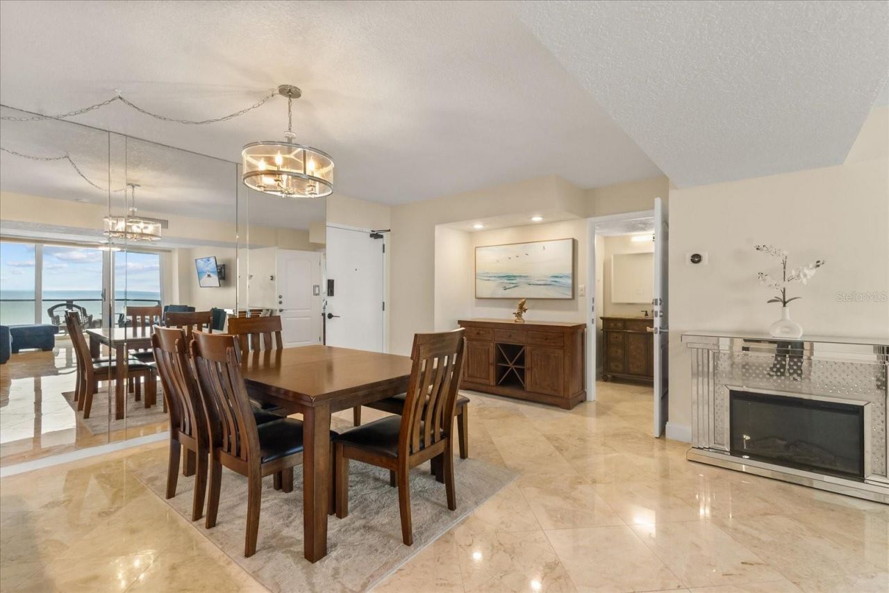 450 S Gulfview Boulevard, Unit 802, Clearwater Beach, FL 33767 Photo