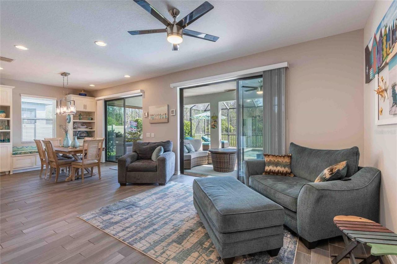 8306 Bluevine Sky Drive, Land O Lakes, FL 34637 Photo