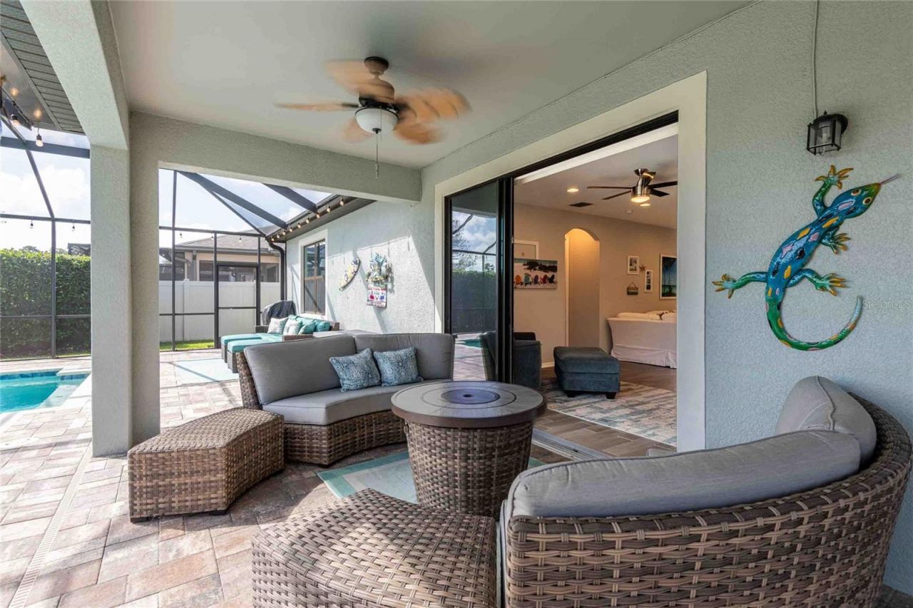 8306 Bluevine Sky Drive, Land O Lakes, FL 34637 Photo