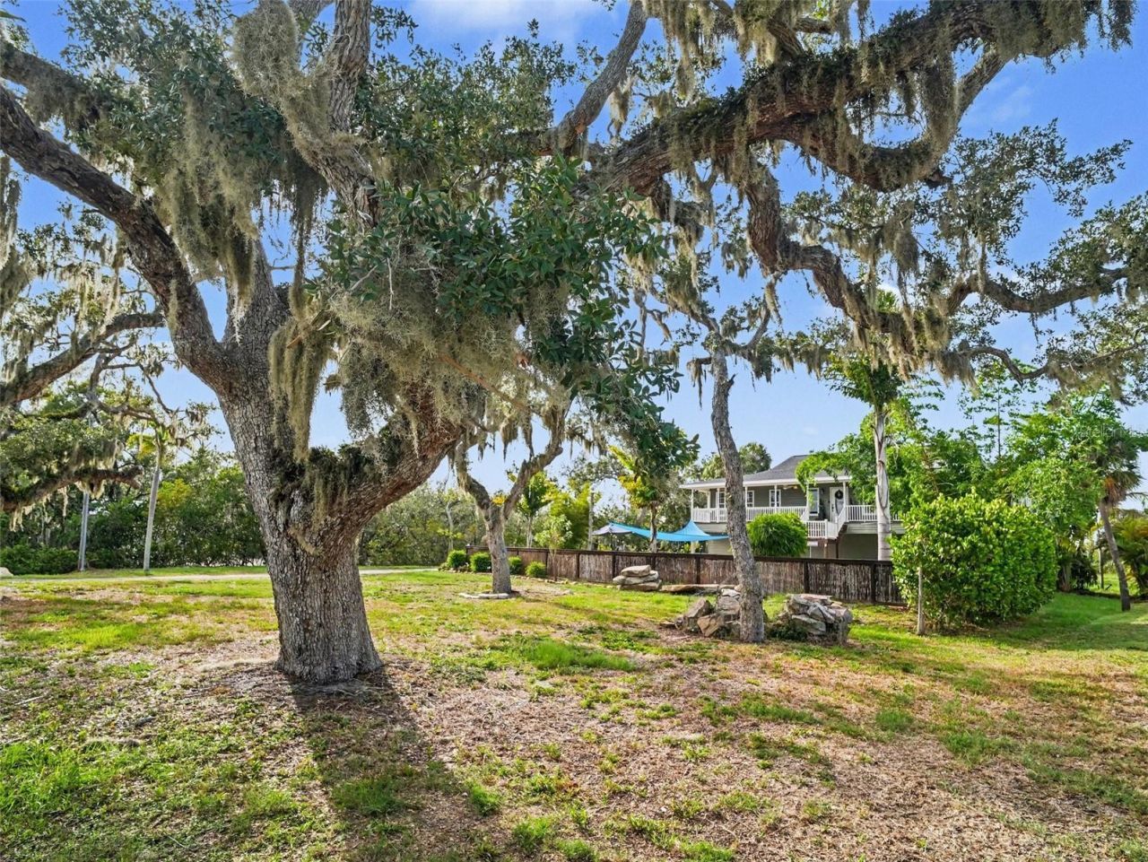 1740 Bayshore Drive, Terra Ceia, FL 34250 Photo