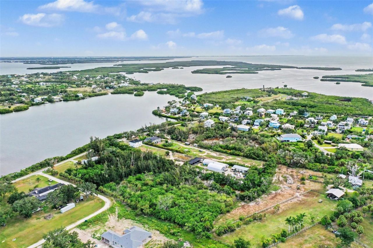1740 Bayshore Drive, Terra Ceia, FL 34250 Photo