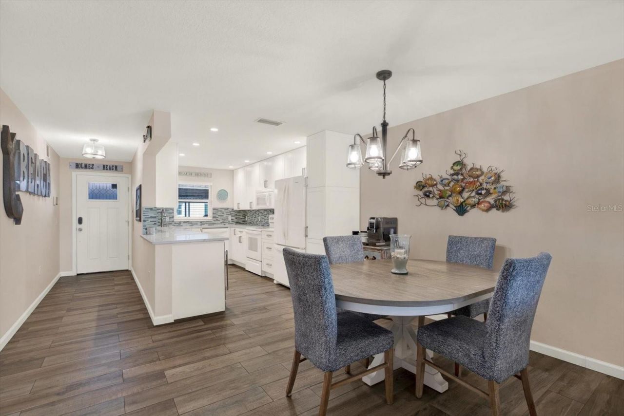 4307 Gulf Drive , Unit 103, Holmes Beach, FL 34217 Photo