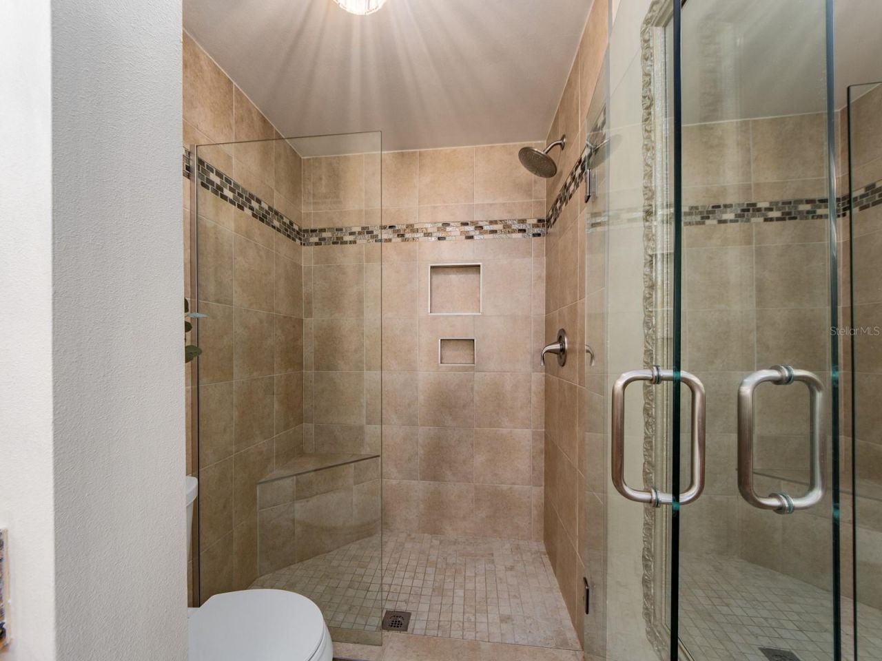 610 Island Way, Unit 407, Clearwater Beach, FL 33767 Photo
