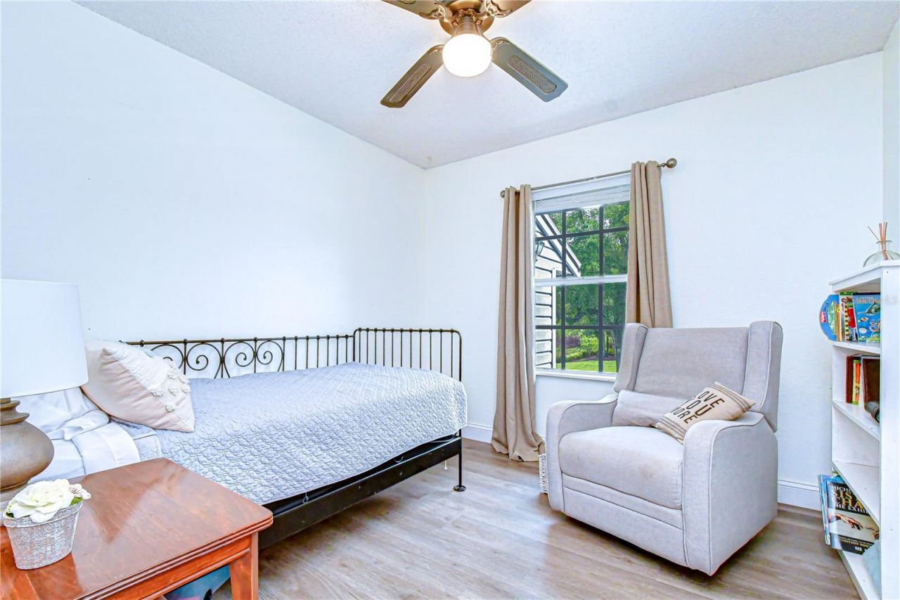 1216 Brandon Lakes Avenue, Valrico, FL 33594 Photo