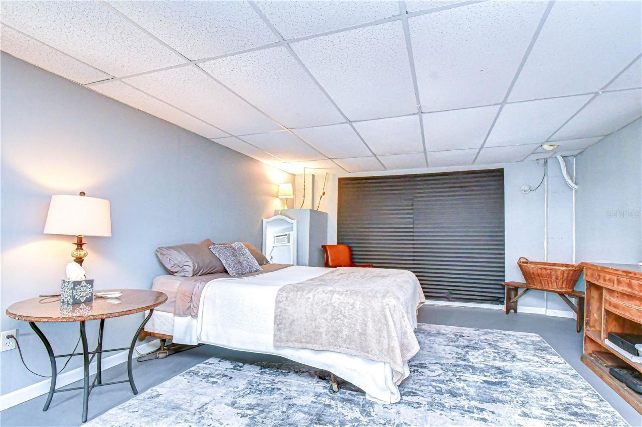 1216 Brandon Lakes Avenue, Valrico, FL 33594 Photo