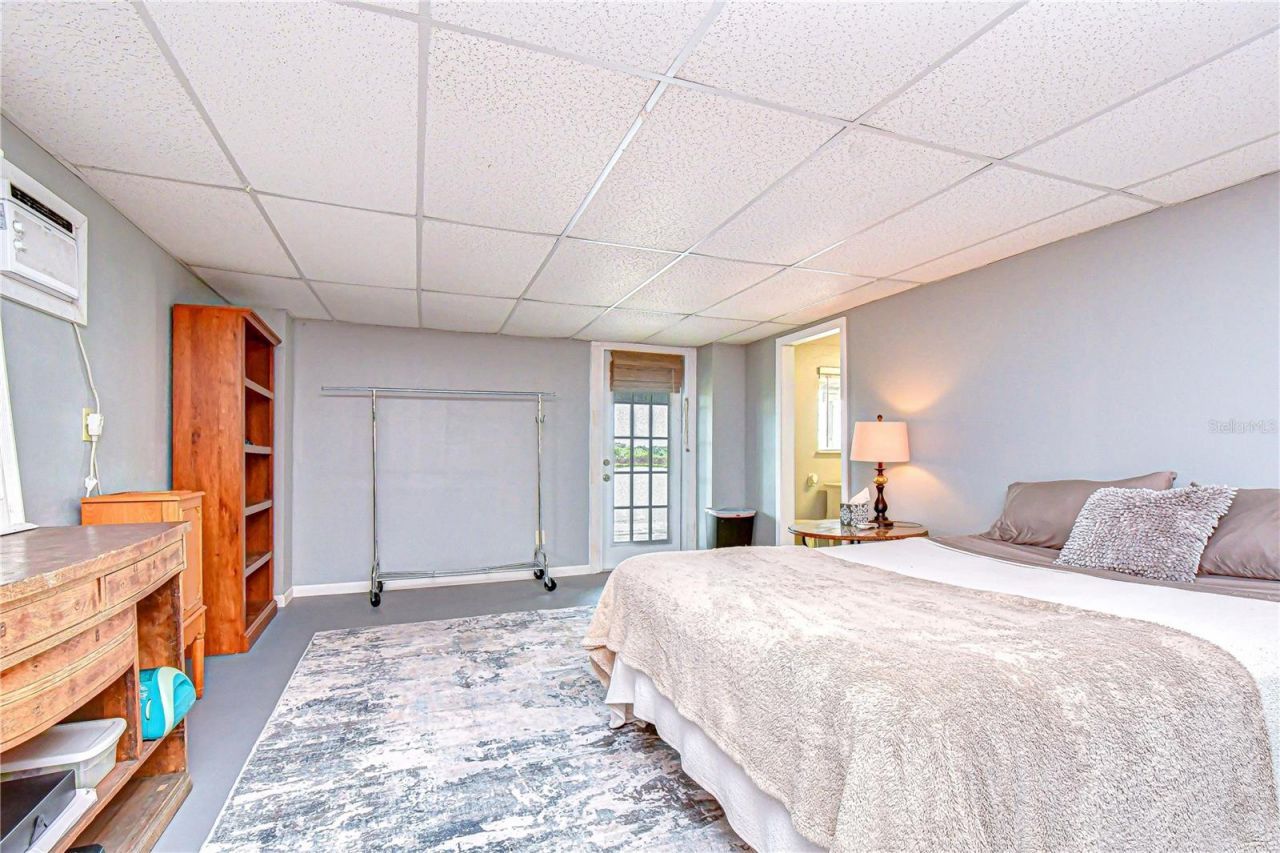 1216 Brandon Lakes Avenue, Valrico, FL 33594 Photo