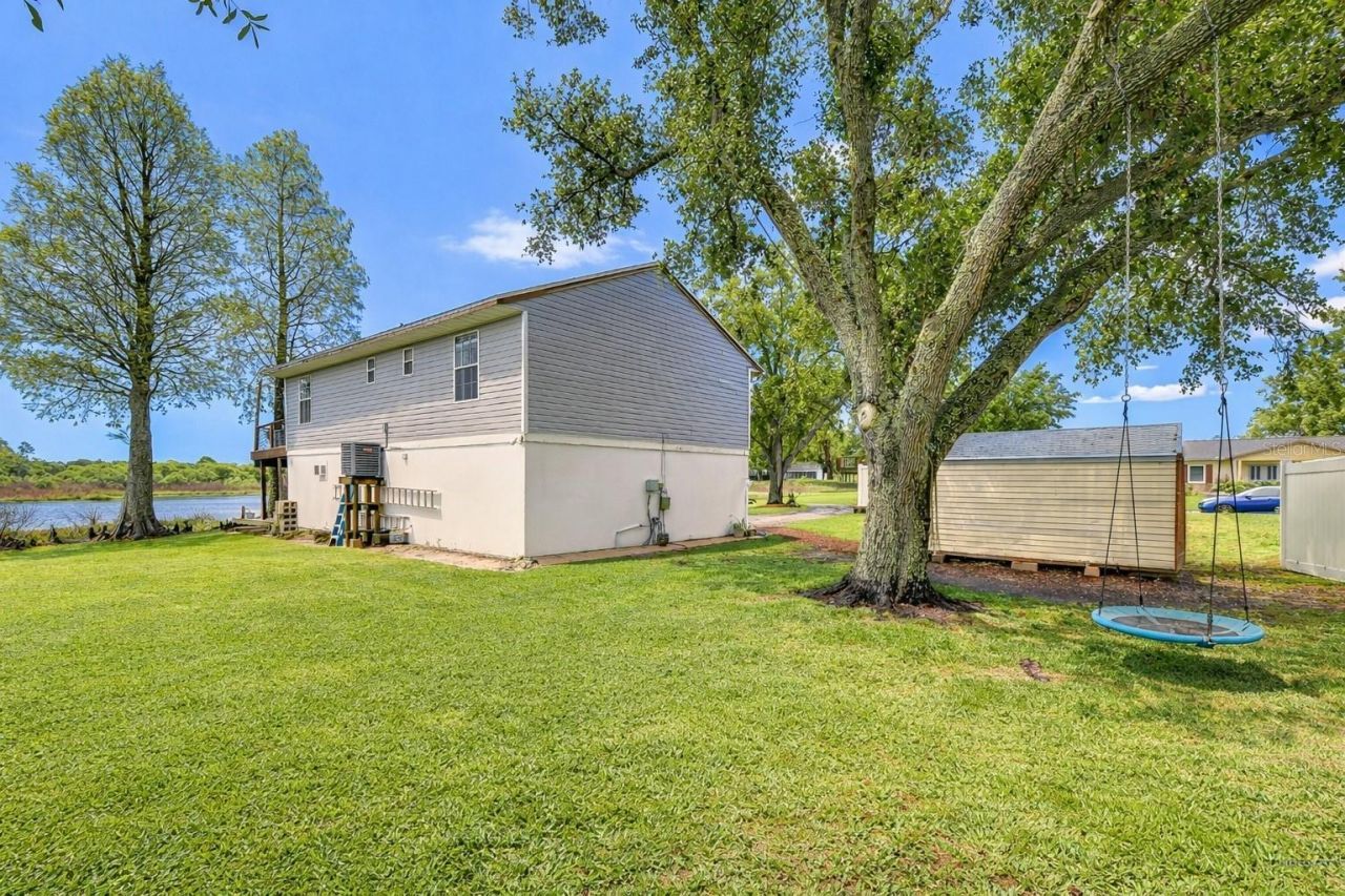 1216 Brandon Lakes Avenue, Valrico, FL 33594 Photo