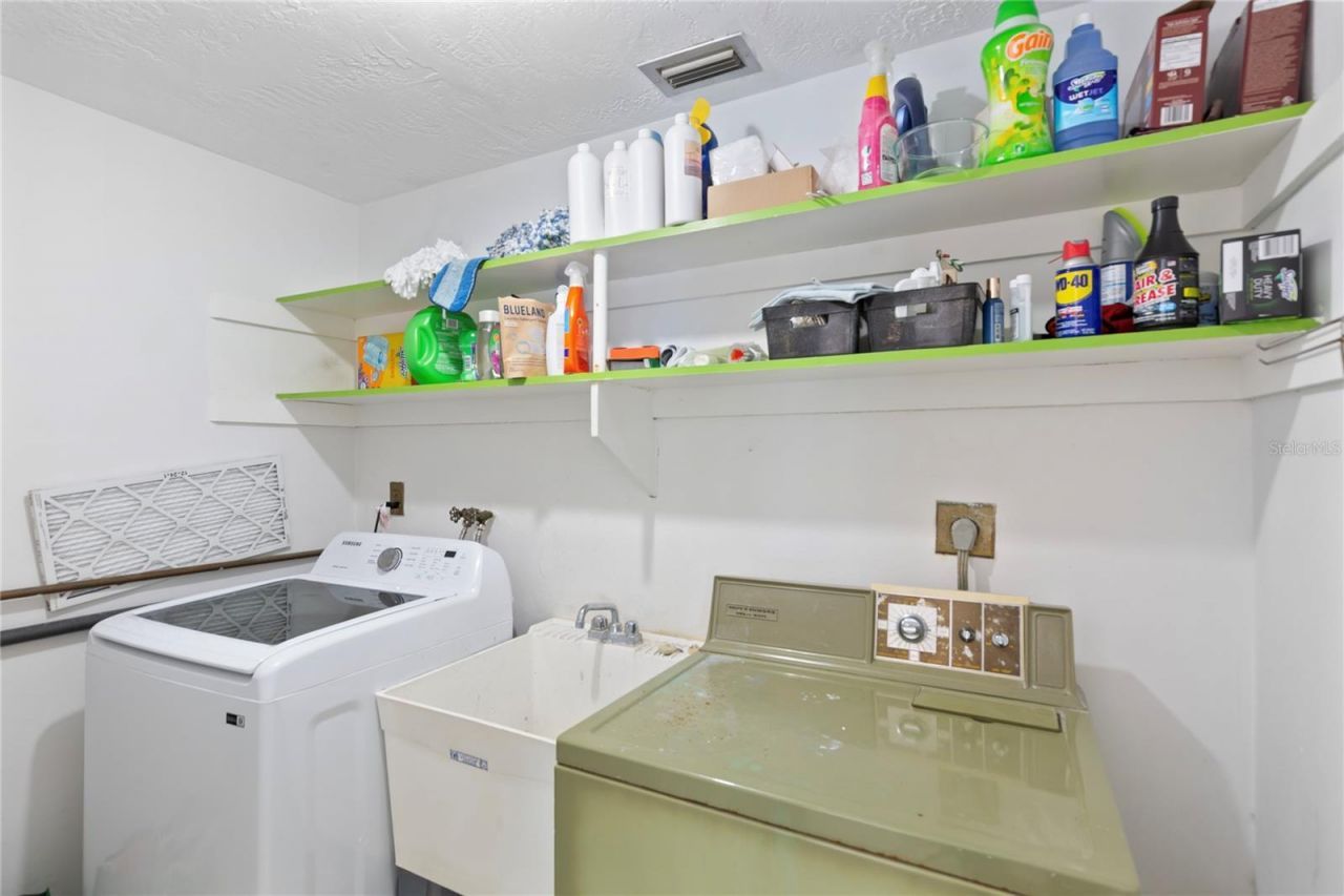 3409 Springfield Drive, Holiday, FL 34691 Photo