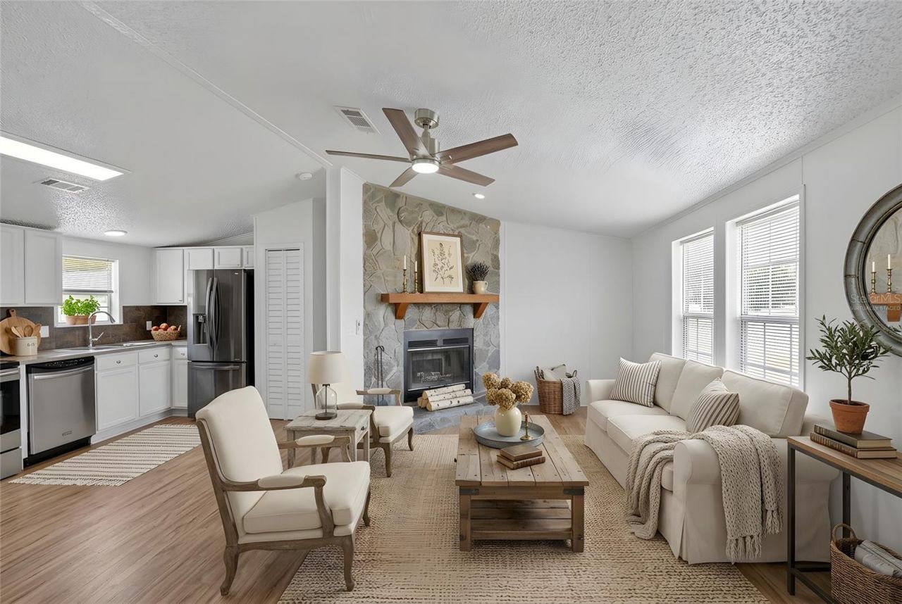 9150 Wood Terrace Drive , Tampa, FL 33637 Photo