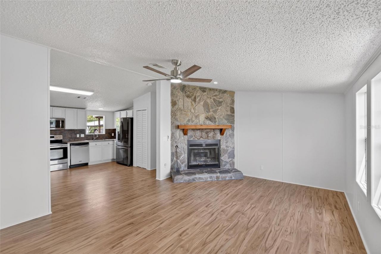 9150 Wood Terrace Drive , Tampa, FL 33637 Photo