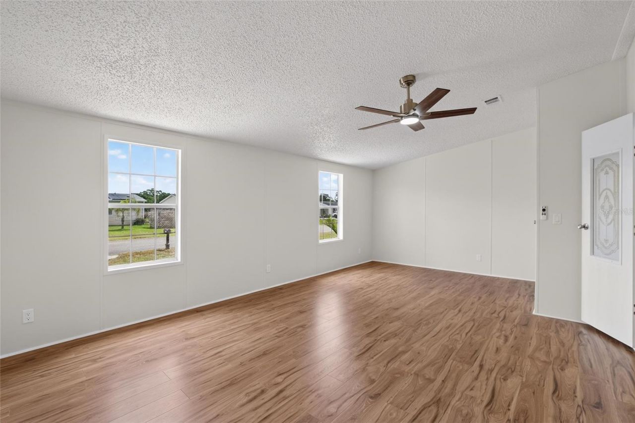 9150 Wood Terrace Drive , Tampa, FL 33637 Photo