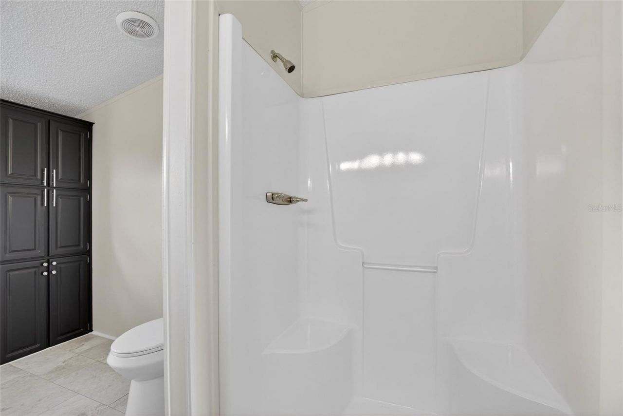 9150 Wood Terrace Drive , Tampa, FL 33637 Photo