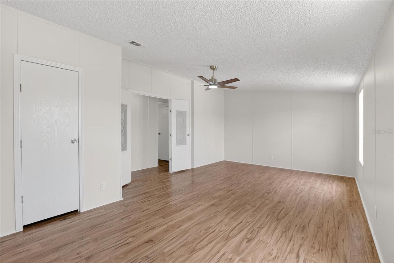 9150 Wood Terrace Drive , Tampa, FL 33637 Photo