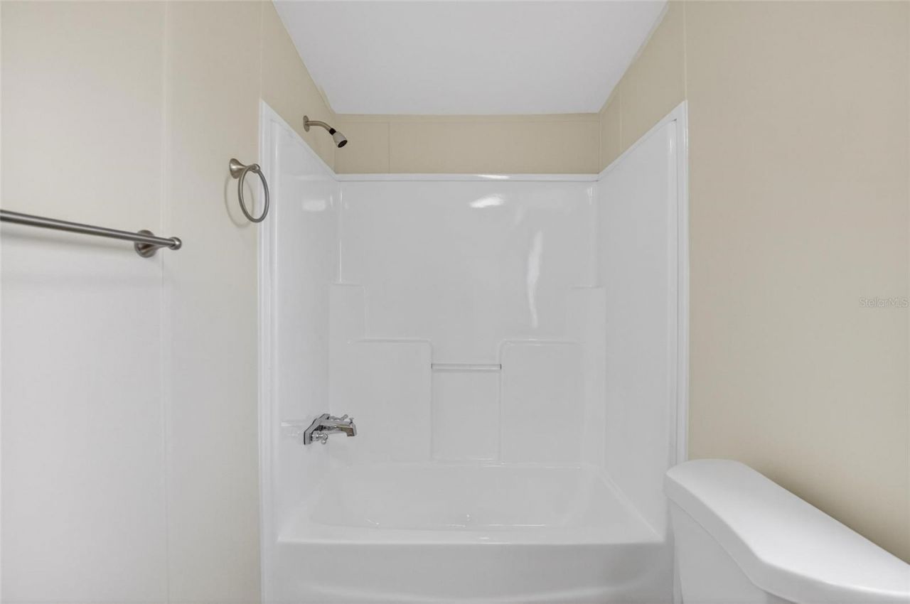 9150 Wood Terrace Drive , Tampa, FL 33637 Photo