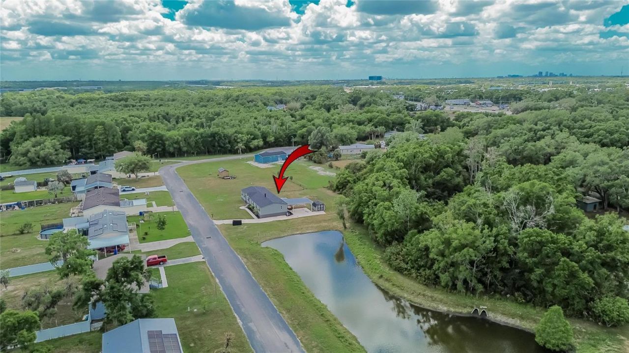 9150 Wood Terrace Drive , Tampa, FL 33637 Photo