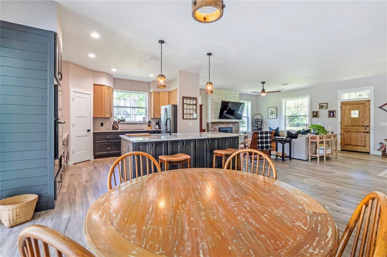 805 Bay Tree Circle, Deland, FL 32724 Photo