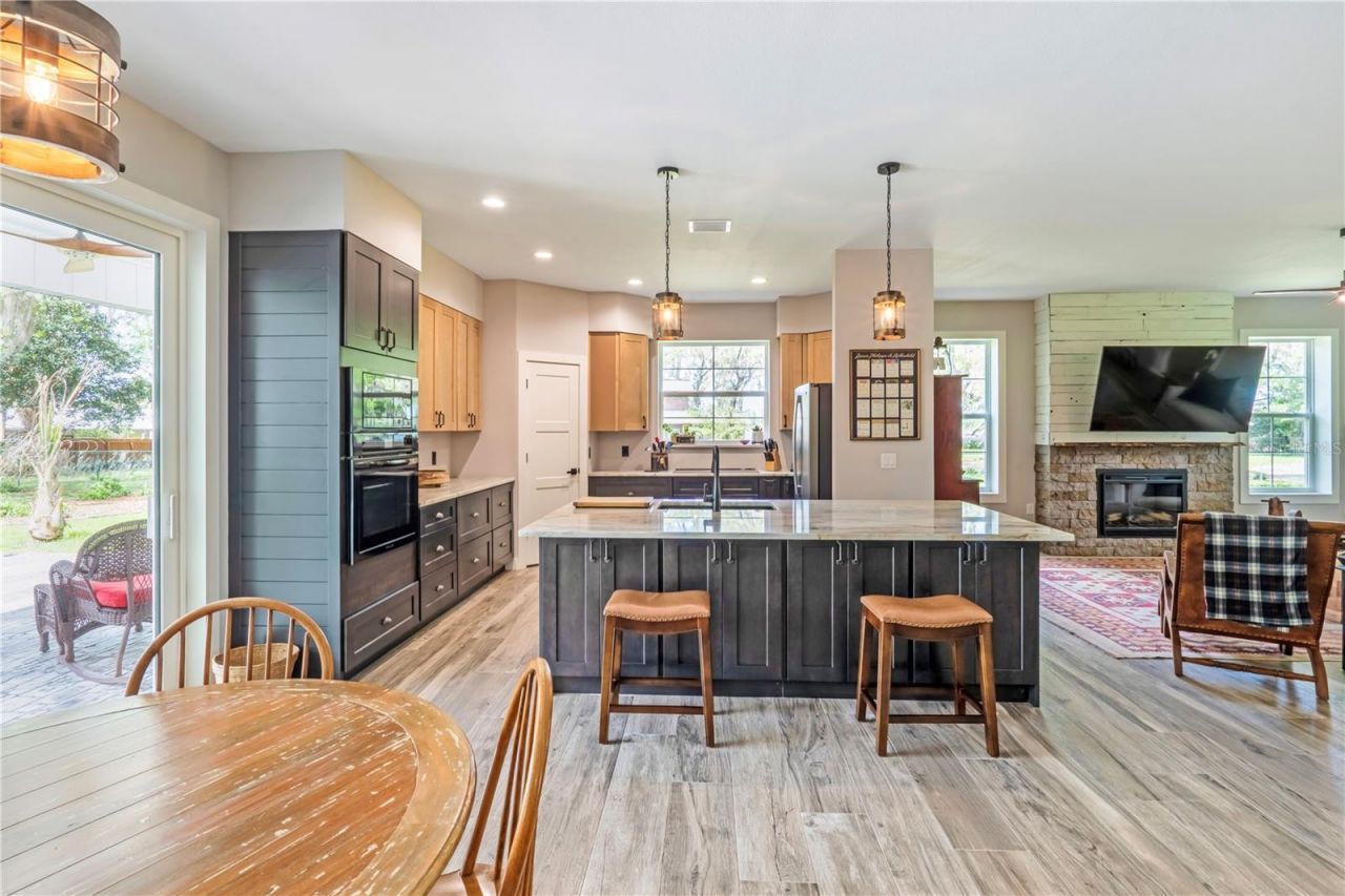 805 Bay Tree Circle, Deland, FL 32724 Photo