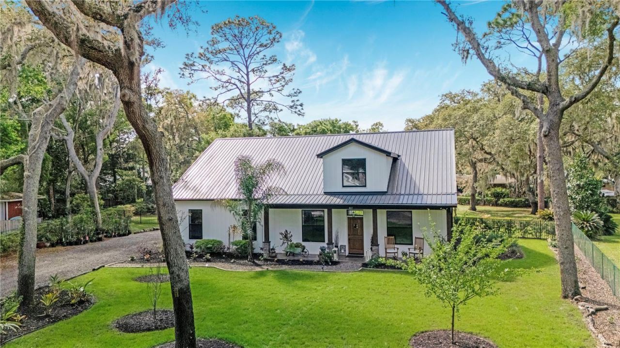 805 Bay Tree Circle, Deland, FL 32724 Photo