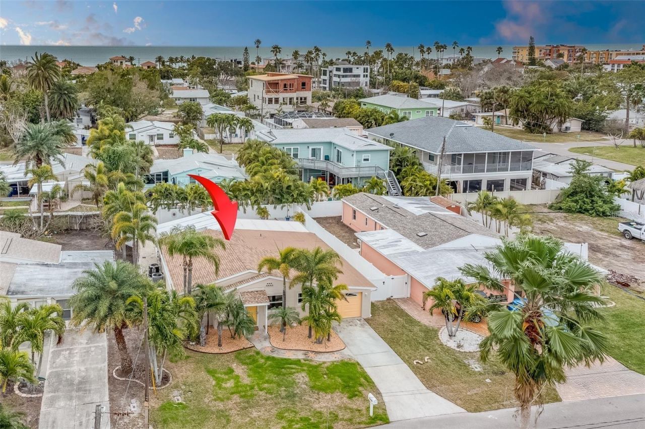 16108 Redington Drive, Redington Beach, FL 33708 Photo