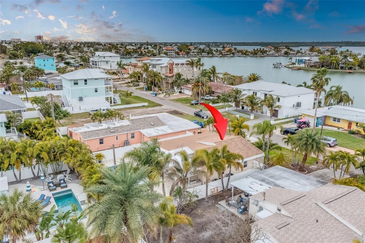 16108 Redington Drive, Redington Beach, FL 33708 Photo