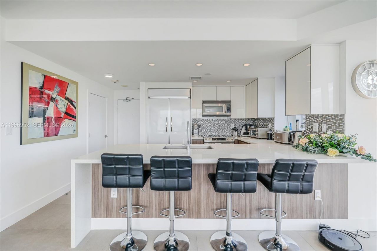 10275 Collins Ave, Unit 722, Bal Harbour, FL 33154 Photo