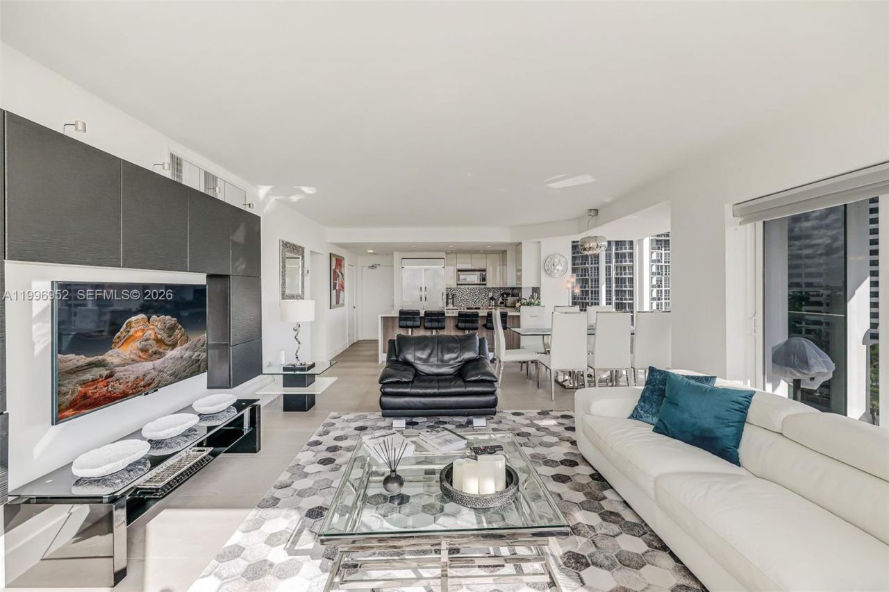 10275 Collins Ave, Unit 722, Bal Harbour, FL 33154 Photo