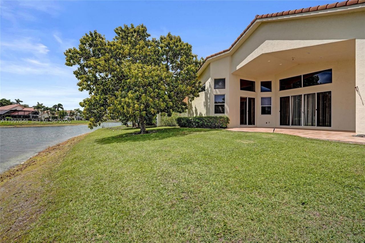 10800 Haydn Dr, Boca Raton, FL 33498 Photo