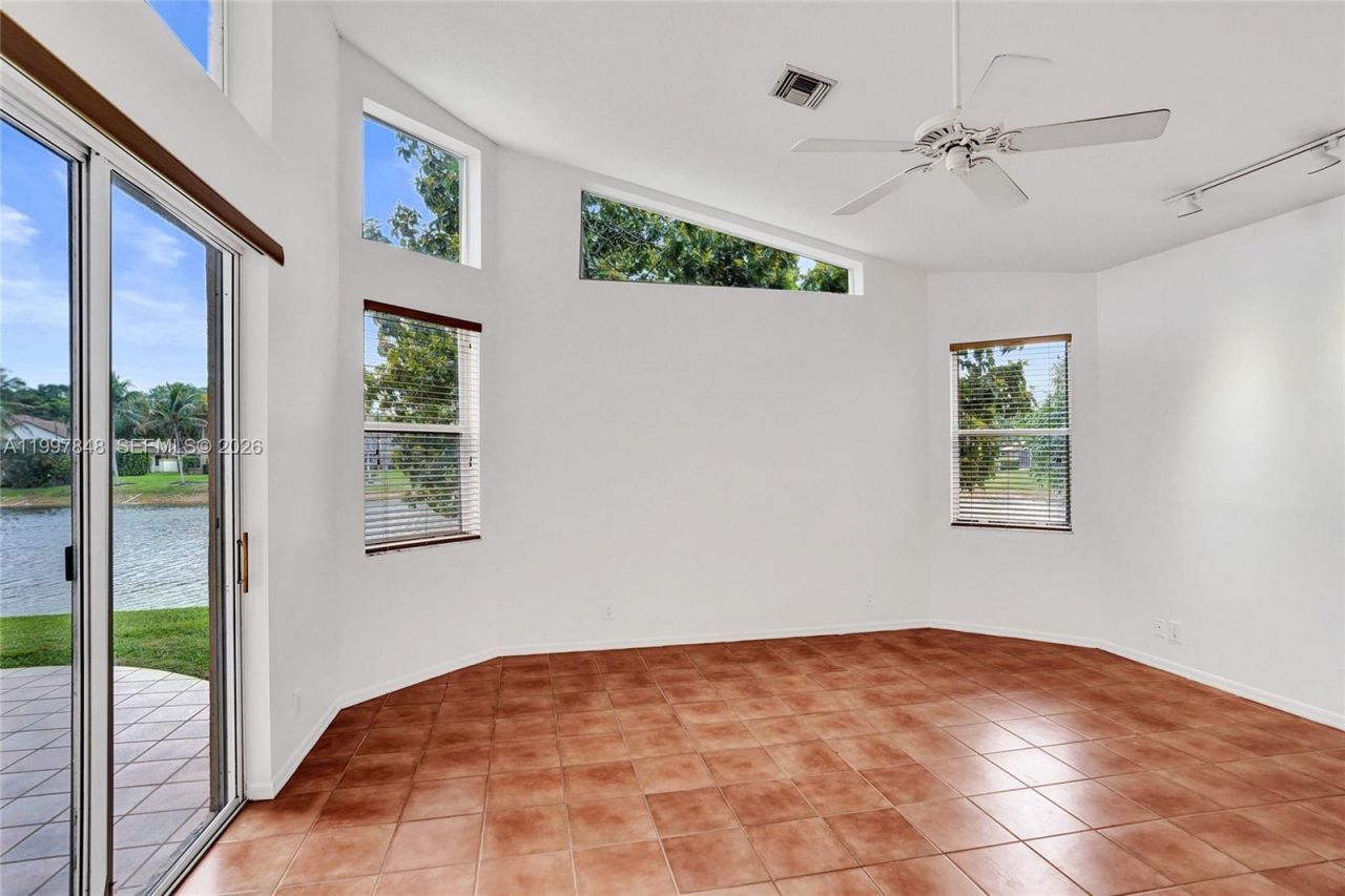 10800 Haydn Dr, Boca Raton, FL 33498 Photo